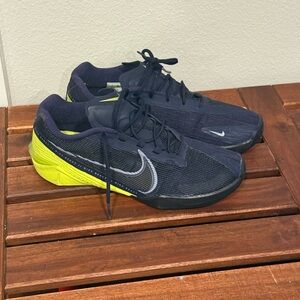 Nike Metcon React Trainer in M9/W10.5 in Navy and Yellow